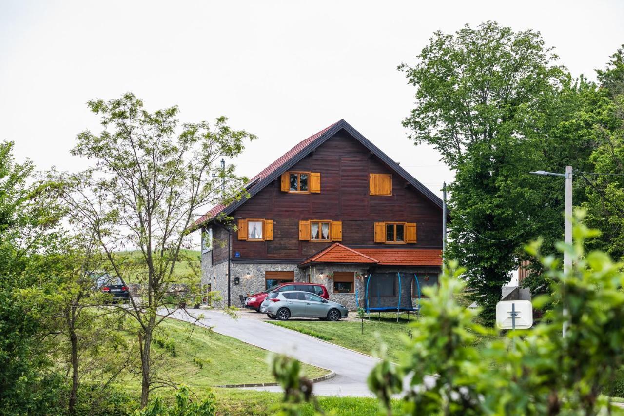 Apartment Stone And Wood Cetingrad Exterior foto